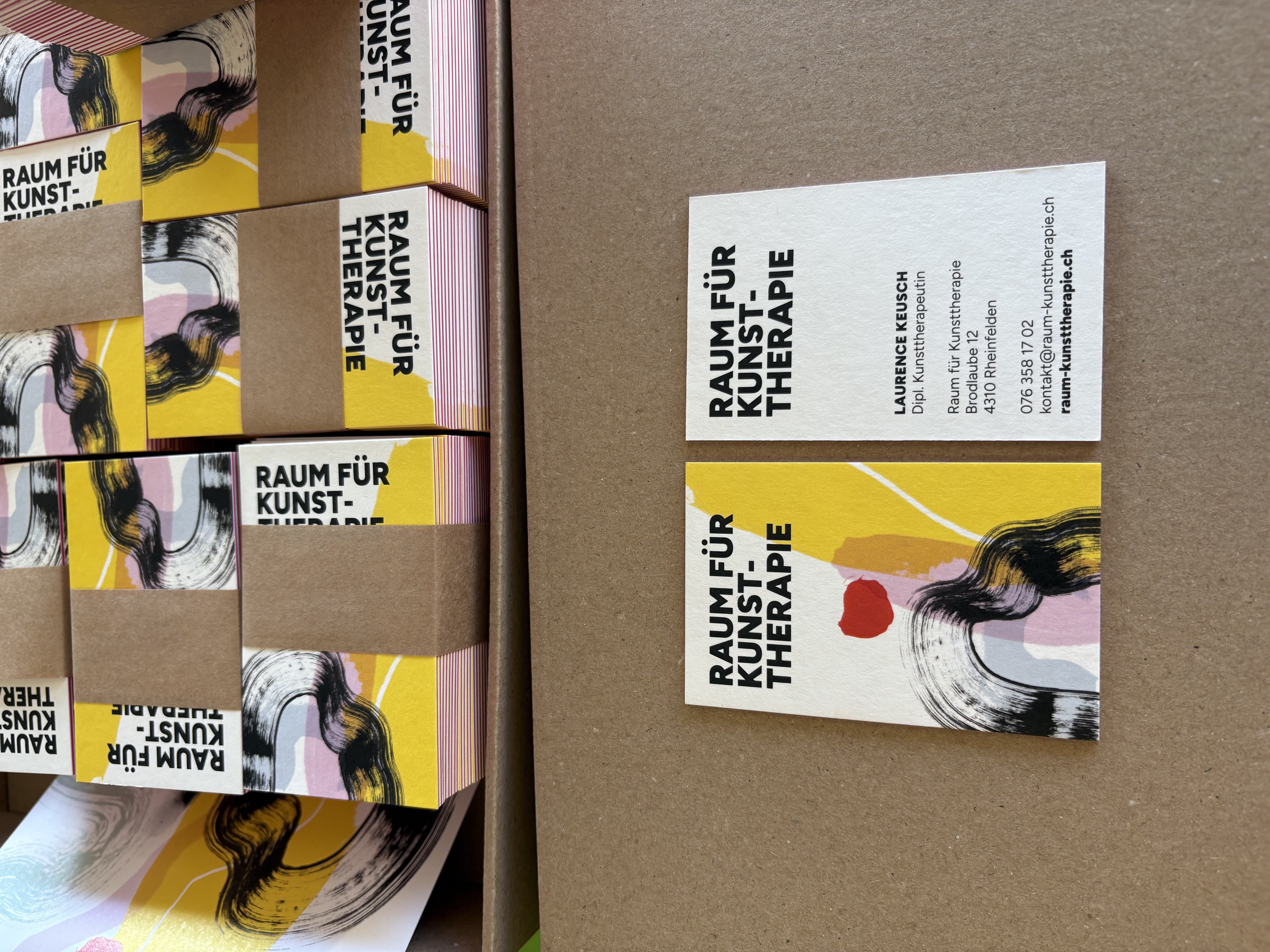 https://www.sarahweishaupt.ch/media/pages/home/raumfuerkunsttherapie/75d70180a0-1769166183/img_7828.jpeg
